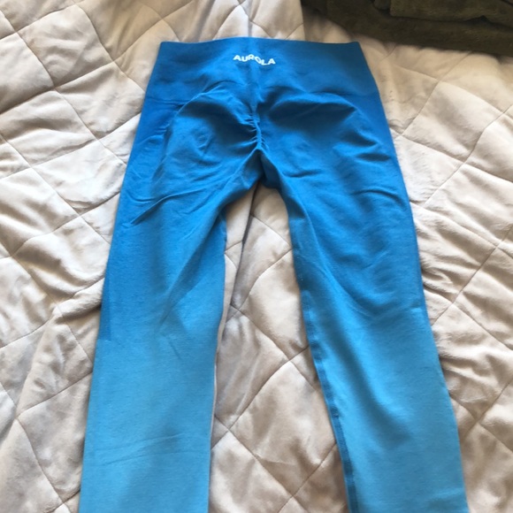 *LAST CHANCE* Aurola ombre scrunch leggings - Picture 2 of 2
